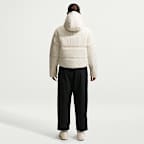 Nike Sportswear Classic Therma-FIT ledig boblejakke med hette til dame