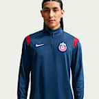 Playera de entrenamiento de futbol Nike en tejido Knit Dri-FIT para hombre C.D. Guadalajara Strike