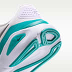 Tenis de correr en pavimento para mujer Nike Structure 26