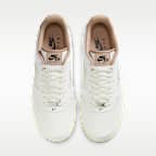 ナイキ エア フォース 1 ‘07 LV8 メンズ ウィンタライズド シューズ