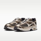 Nike Air Max Moto 2K Women's Shoes with Reflective Design Accents