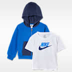Nike Lifestyle 3-teiliges Set aus Hoodie und T-Shirt für Babys (12–24 Monate)