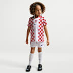 Tredelat fotbollsställ Nike Replica Kroatien 2026 för barn