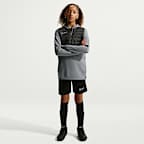 Nike Academy Winter Warrior Older Kids' Therma-FIT Football Drill Top