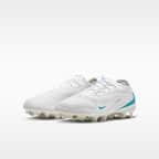 Nike Jr. Phantom 6 Low Pro Older Kids' Multi-Ground Football Boots