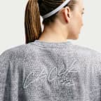 Playera de básquetbol de manga larga Dri-FIT para mujer Caitlin Standard Issue