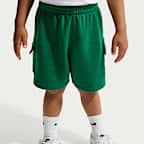 Conjunto de playera con bolsillo y shorts de French Terry para bebé Nike Sportswear