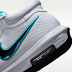 Tenis de básquetbol LeBron Witness VIII