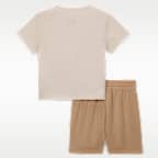 Completo T-shirt in maglia e shorts in French Terry Nike – Bebè