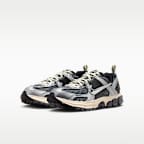 Tenis para niños grandes Nike Vomero 5