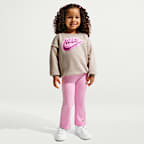 Conjunto de leggings y sudadera de cuello redondo Dream Float Boyfriend infantil Nike