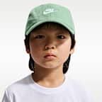 Kšiltovka Nike Futura se zahnutým kšiltem pro malé děti