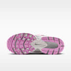 Nike V5 RNR Women's Shoes with Reflective Design Accents