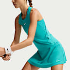 Falda de tenis Dri-FIT con vuelo para mujer Nike Victory