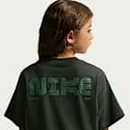 Playera para niños talla grande Nike Sportswear Club