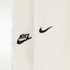 ถุงเท้าข้อยาว Nike Everyday Cushioned (2 คู่)