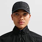 Nike Dri-FIT Club Unstructured Metal Swoosh Cap