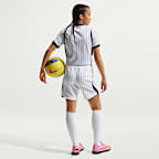 Inter Mailand 2026/27 Stadium Away Nike Dri-FIT Replika-Fußballshorts (ältere Kinder)