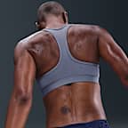 Bra deportivo con almohadilla de media sujeción para mujer Nike Swoosh