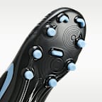 Tacos de fútbol para terrenos múltiples de corte low para niños de preescolar y grandes Nike Jr. Tiempo Legend 10 Club