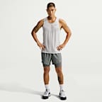 Nike Stride 男款 Dri-FIT ADV 跑步背心上衣