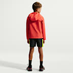 Nike Miler Dri-FIT Genç Çocuk Antrenman Şortu