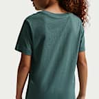 Playera para niños talla grande Nike Sportswear