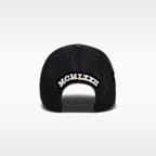 Nike Rise strukturierte Cap in A-Form