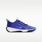 Nike Omni Multi-Court Big Kids' Indoor Court Shoes