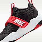 Tenis para niños de preescolar Nike Team Hustle D 12