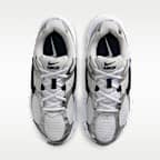 Nike V5 RNR Women's Shoes with Reflective Accents