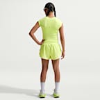 Playera de correr de manga tipo casquillo Dri-FIT para mujer Nike Tempo Swoosh
