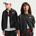 Nike Sportswear Club Older Kids' Repel Coaches' Jacket