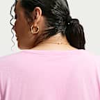 Nike Sportswear Club Essentials Women's T-Shirt (Plus Size)