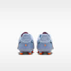 Tacos de fútbol de corte low para terrenos múltiples para niños de preescolar y grandes Nike Jr. Tiempo Legend 10 Academy