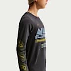 Nike Sportswear Big Kids' Long-Sleeve T-Shirt