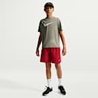 Playera de entrenamiento con gráfico Dri-FIT para niño talla grande Nike Multi