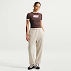 ナイキ スポーツウェア ウィメンズ フィッテド Tシャツ