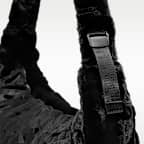 Borsa slouchy in ecopelliccia Nike Sportswear (19 l)