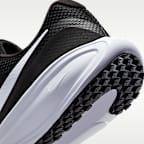 Tenis de correr en pavimento para mujer Nike Revolution 8