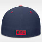 Gorra ajustada Nike Dri-FIT de la MLB para hombre St. Louis Cardinals City Connect True
