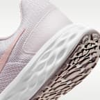 ナイキ レボリューション 6 ウィメンズ ロード ランニングシューズ