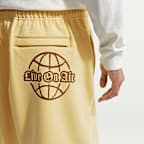 Nike Solo Swoosh Men‘s Fleece Shorts