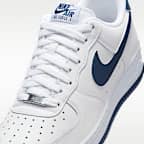 รองเท้าผู้ชาย Nike Air Force 1 '07