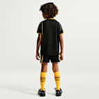 Chelsea F.C. 2026/27 Stadium Away Younger Kids' Nike Football Replica 3-Piece Kit