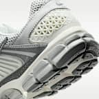 Nike Zoom Vomero 5 Men's Shoes
