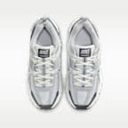 Nike Vomero 5 大童反光裝飾鞋款