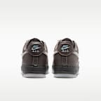 ナイキ エア フォース 1 '07 LV8 ウィメンズシューズ