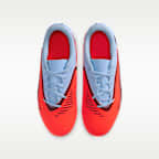 Nike Jr. Phantom 6 Low Club Older Kids' Multi-Ground Football Boot