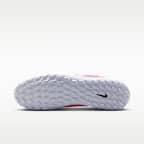 Tacos de futbol para pasto sintético (turf) Nike Phantom 6 Low Club